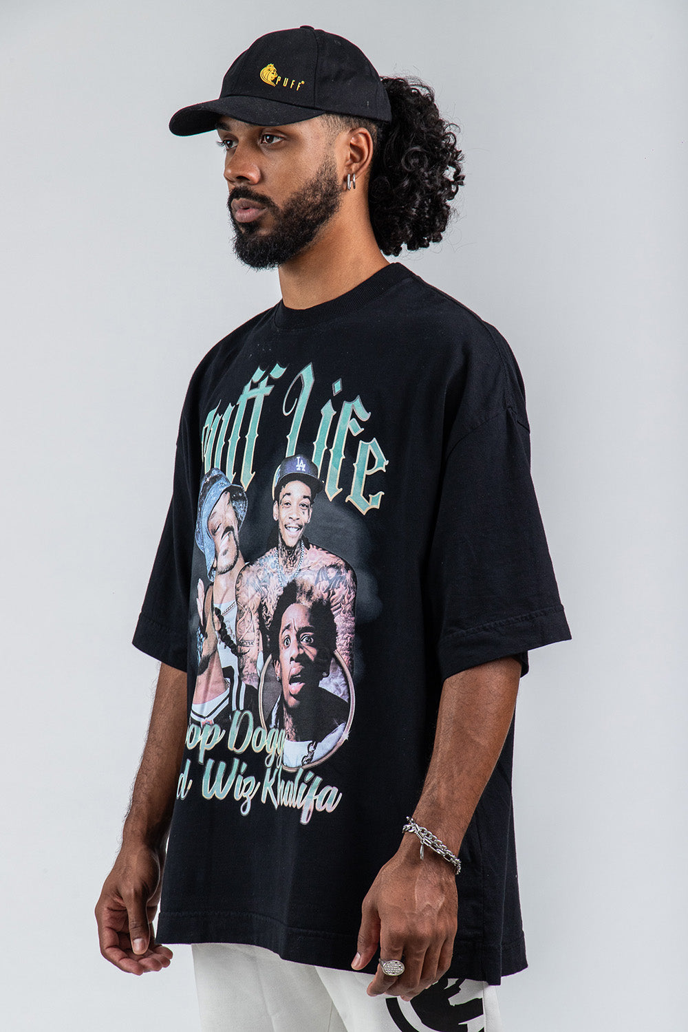 Camiseta oversized confortável e estilosa para um look moderno e descontraído