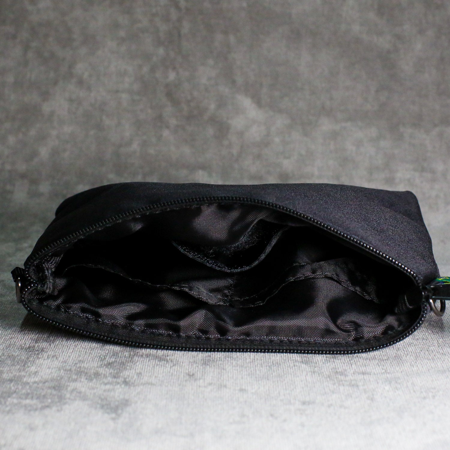 Puff Hand Bag - Preta