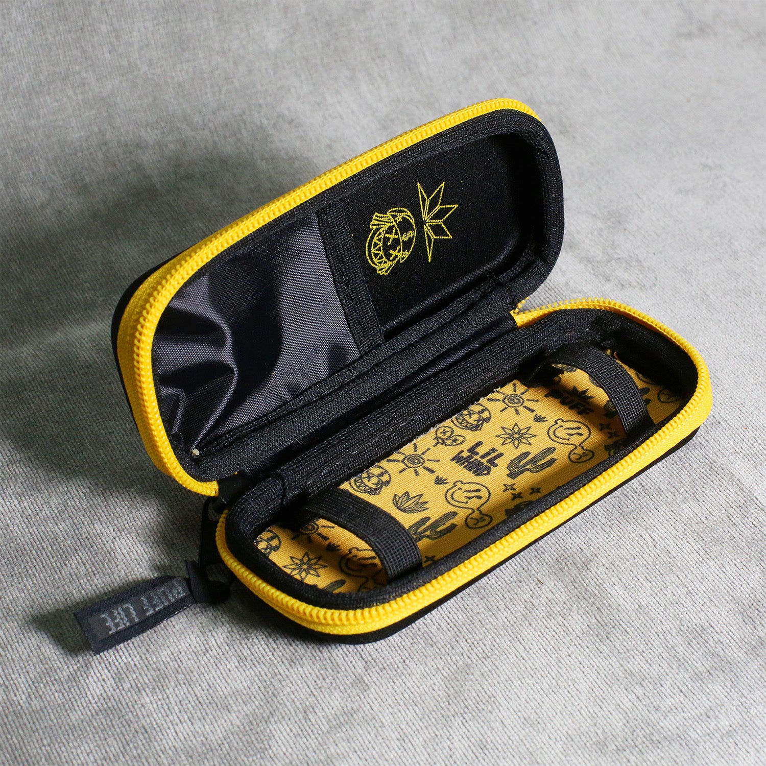 Puff Case Mini Collab Lil Whind