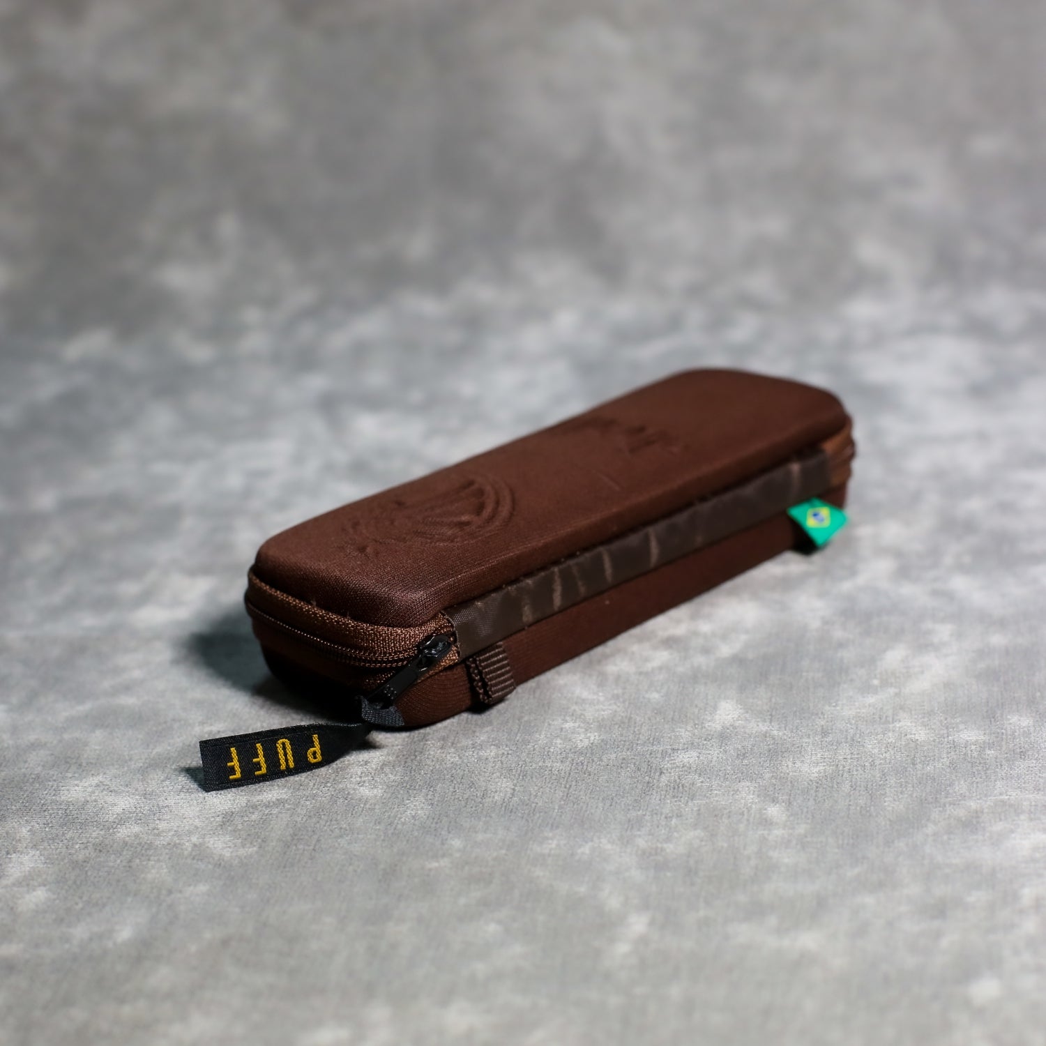 Puff Case Slim collab aLeda