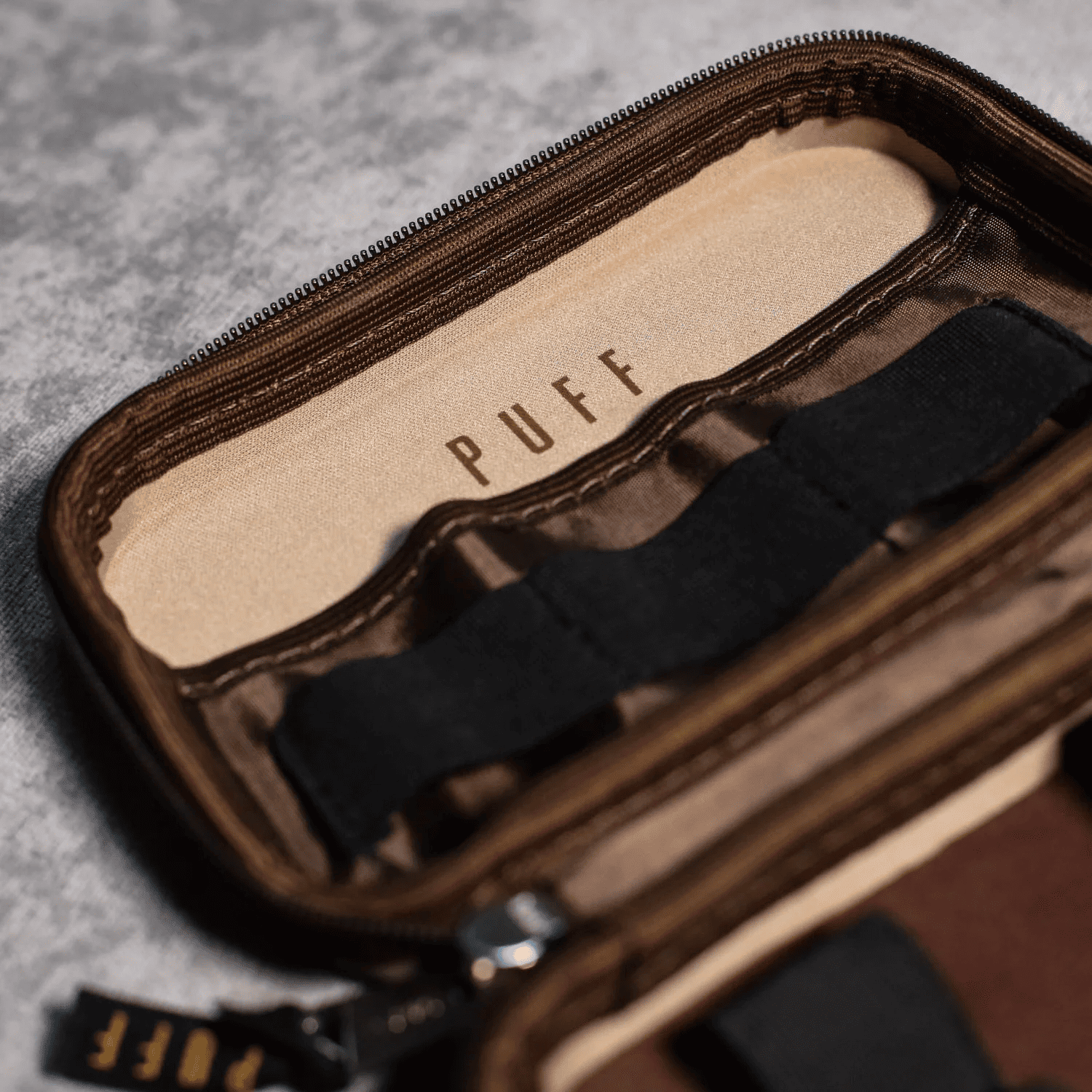 Puff Case Clássico Creme