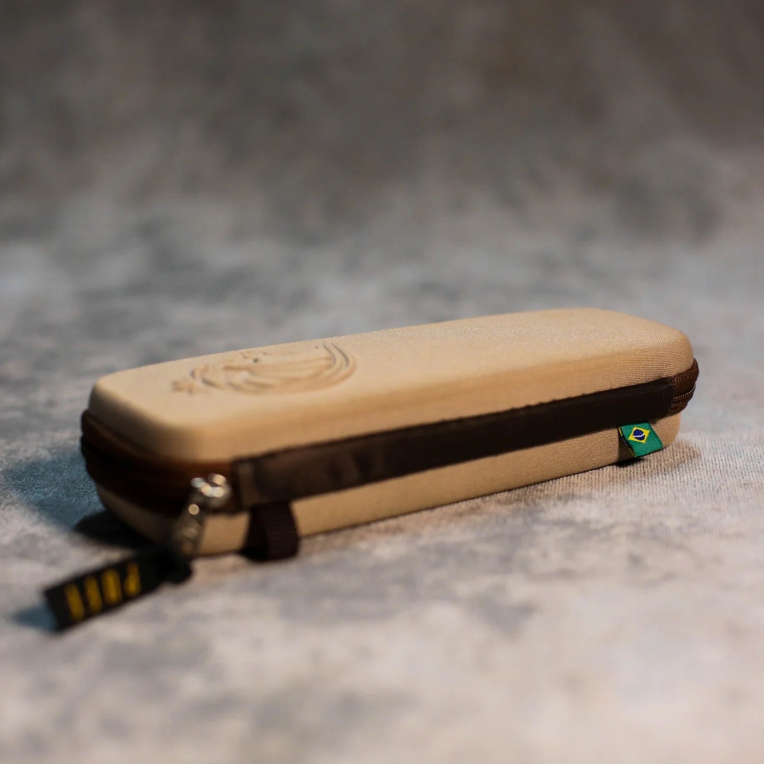 Puff Case Slim Creme