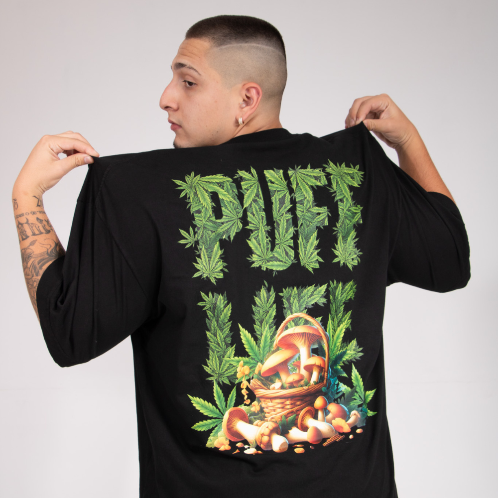 Camiseta Puff Cogumelo Folha - Preta