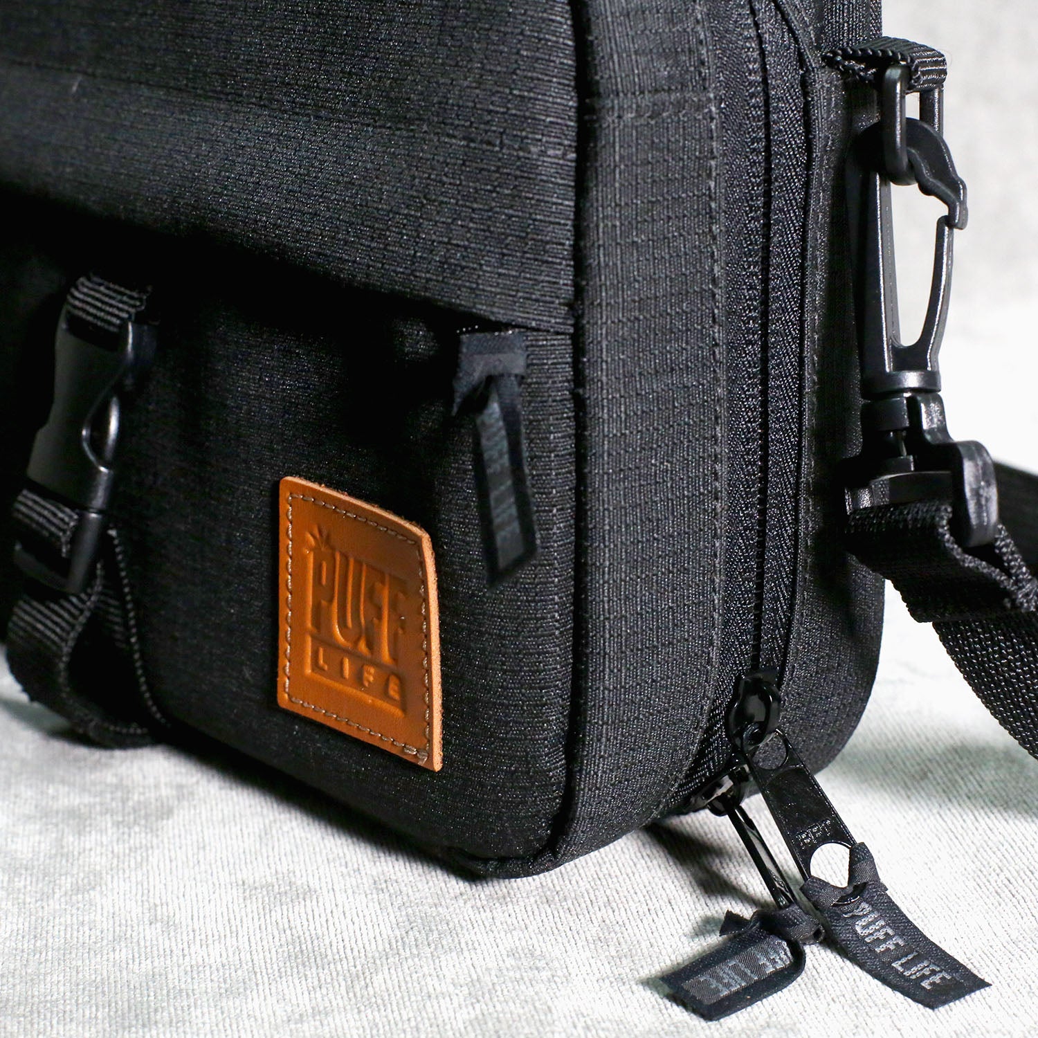 Puff Tray Sidebag Preta