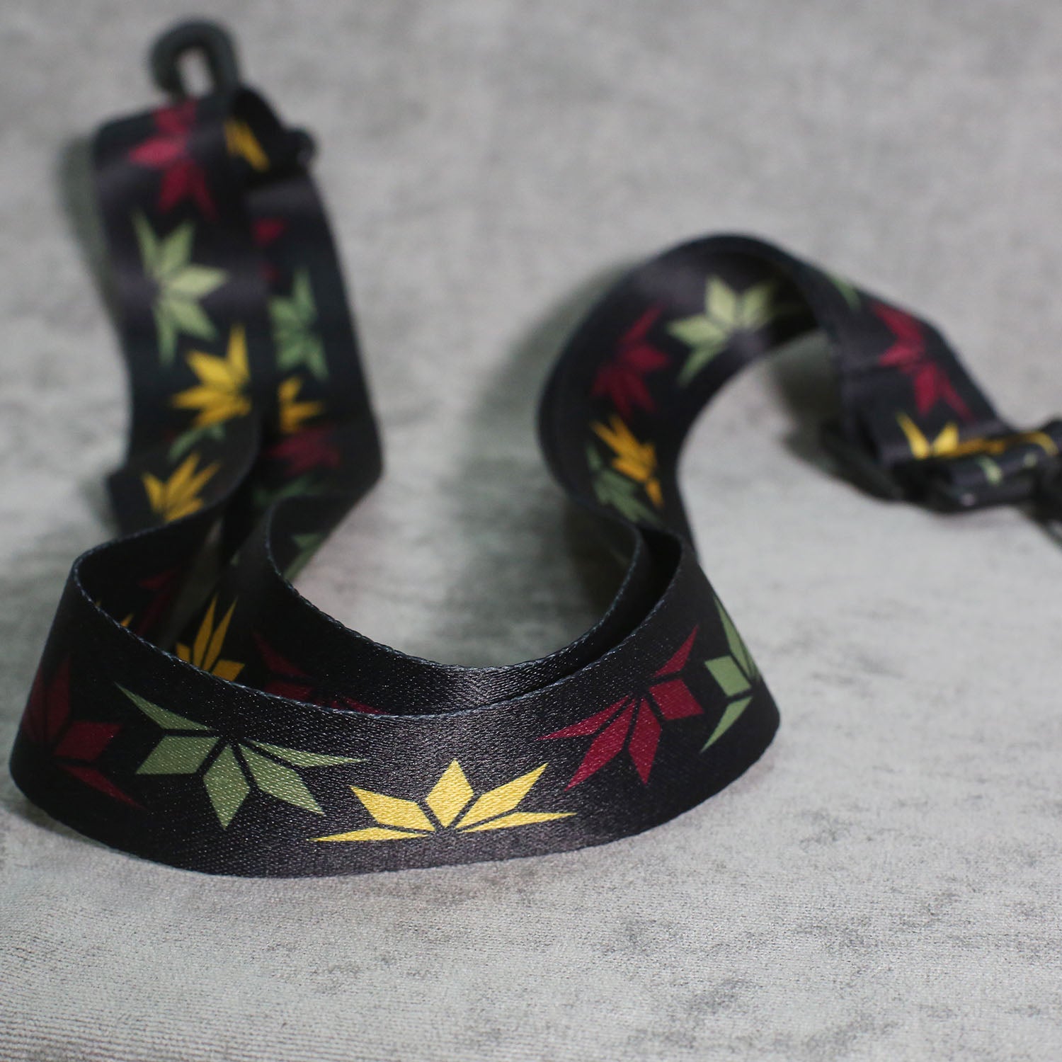 Puff Handle - Reggae Crown