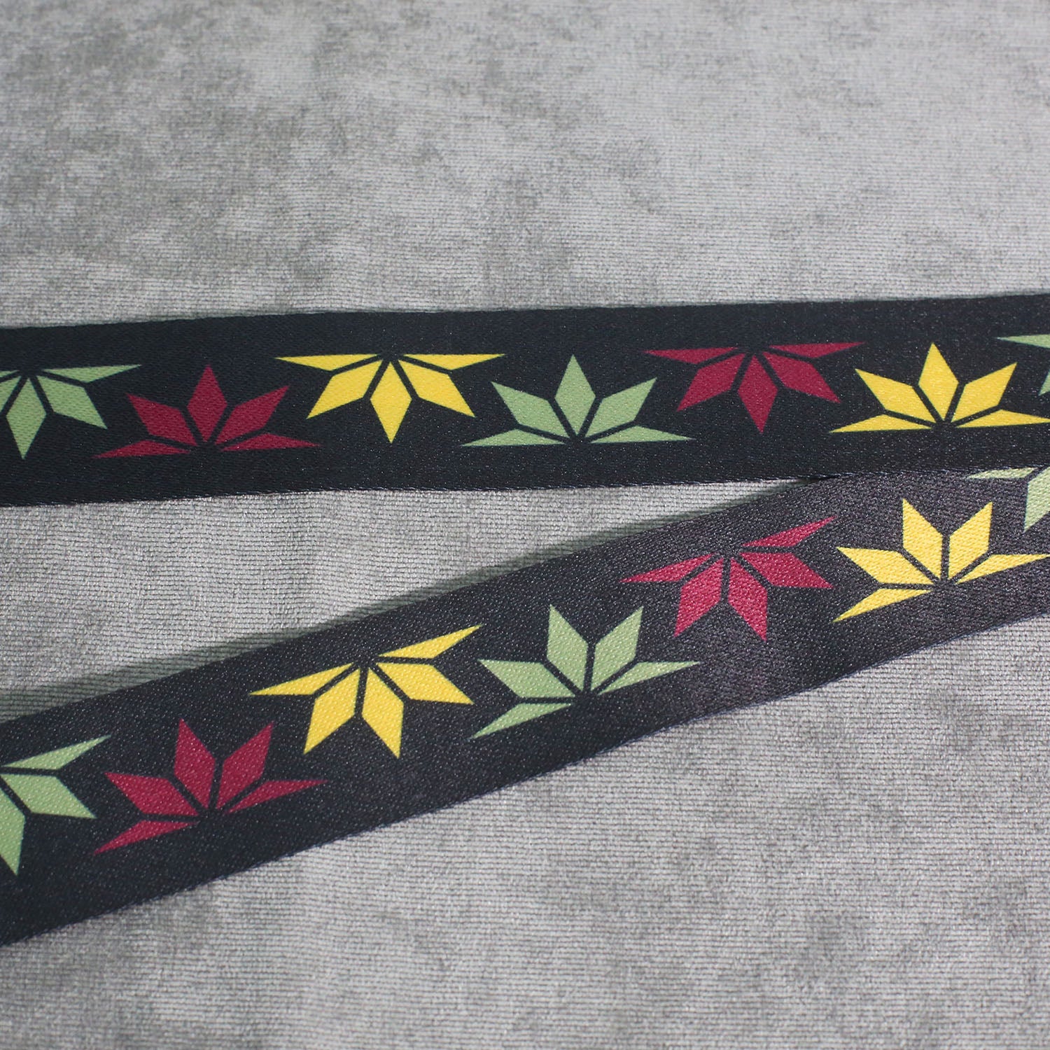 Puff Handle - Reggae Crown