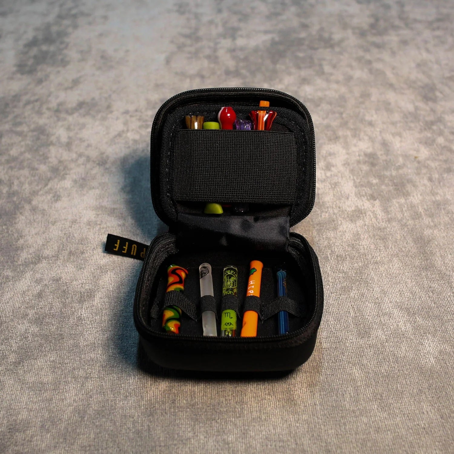 Puff Case Piteira de Vidro Collab Hippie Bong